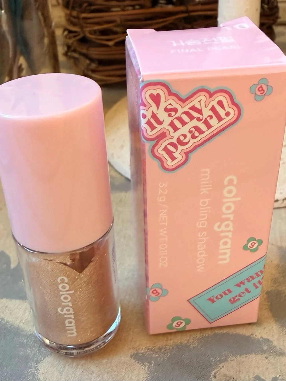 Colorgram Milk Bling Shadow in #10 Final Pearl - NEW